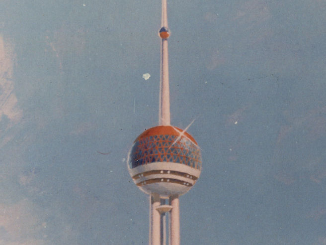 Image accompanying Dino Zhang: Tracing Time through Blue Ceilings, Shifting Rivers, and Fragmented Metropolis